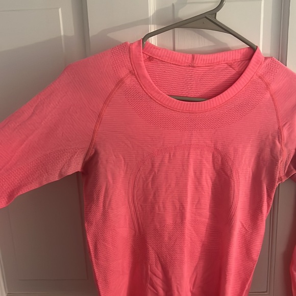 LULULEMON swiftly tech long sleeve - Picture 2 of 3